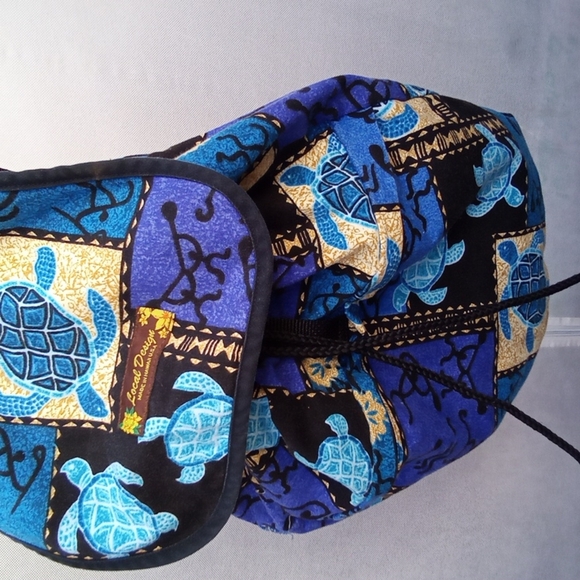 Local Design drawstring backpack+ sea turtle puzzle - Picture 3 of 4